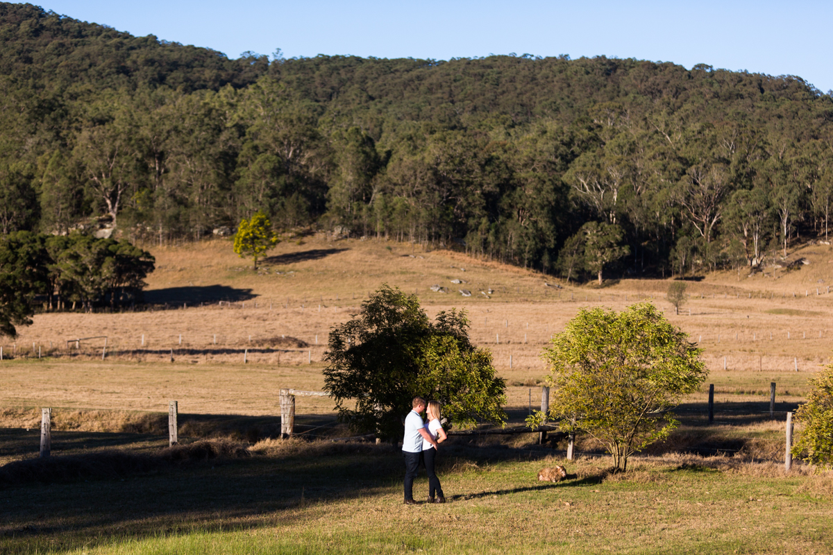 005_Lovely engaged couple in stunning landscape with hunter valley wedding photographer in wollombi