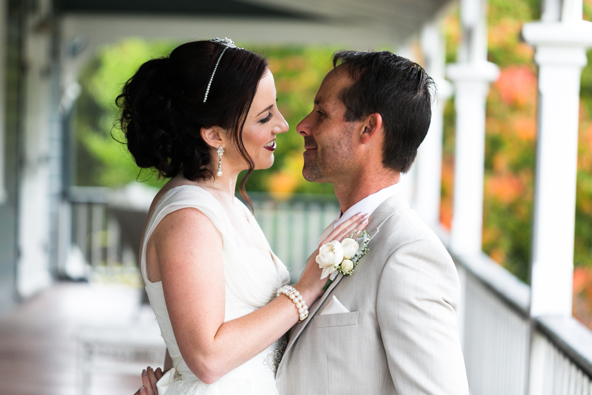 05_hunter valley wedding photographer captures candid moment between bride and groom at peppers convent