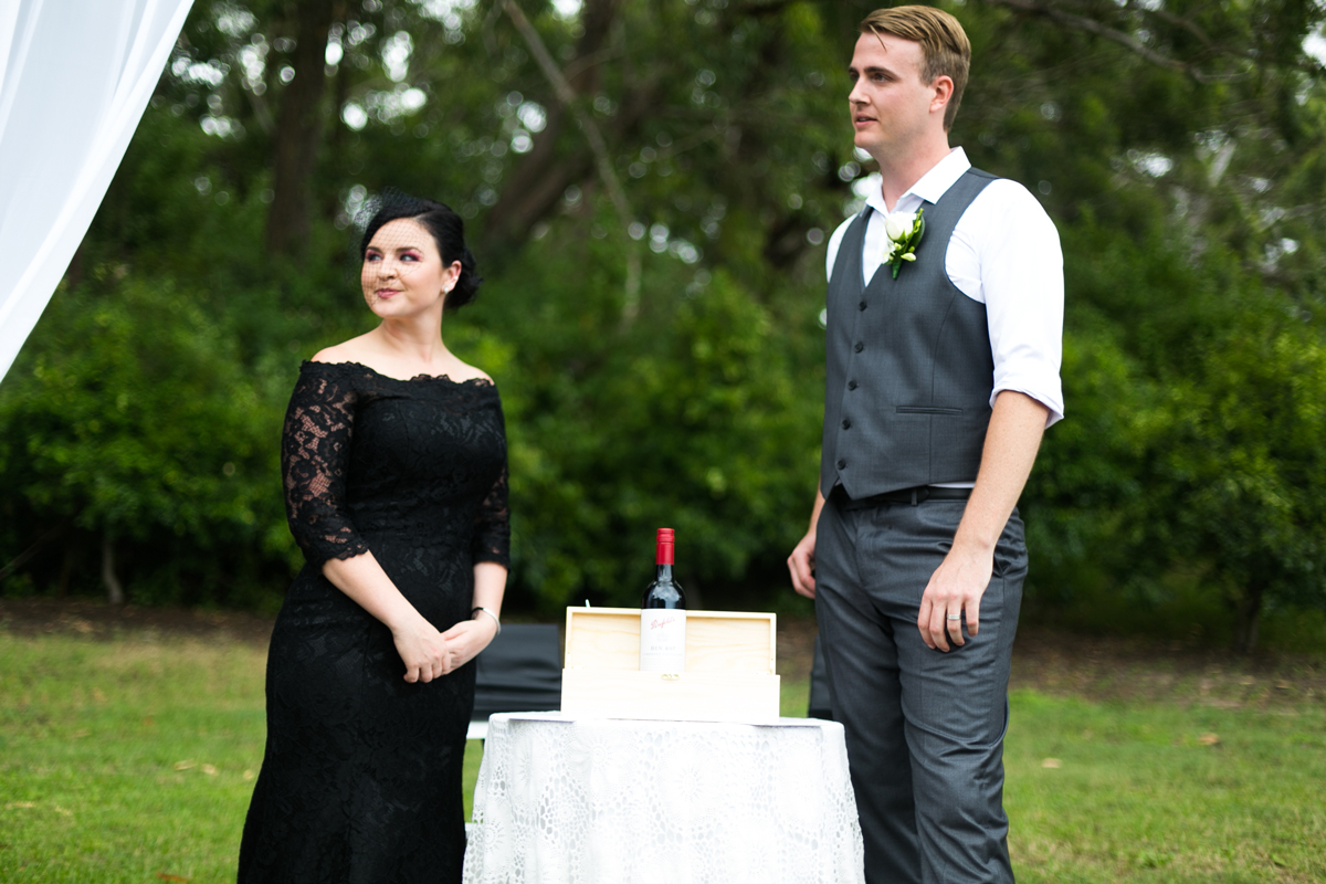 14-port-stephens-wedding-photographers-at-murrays-brewing-co