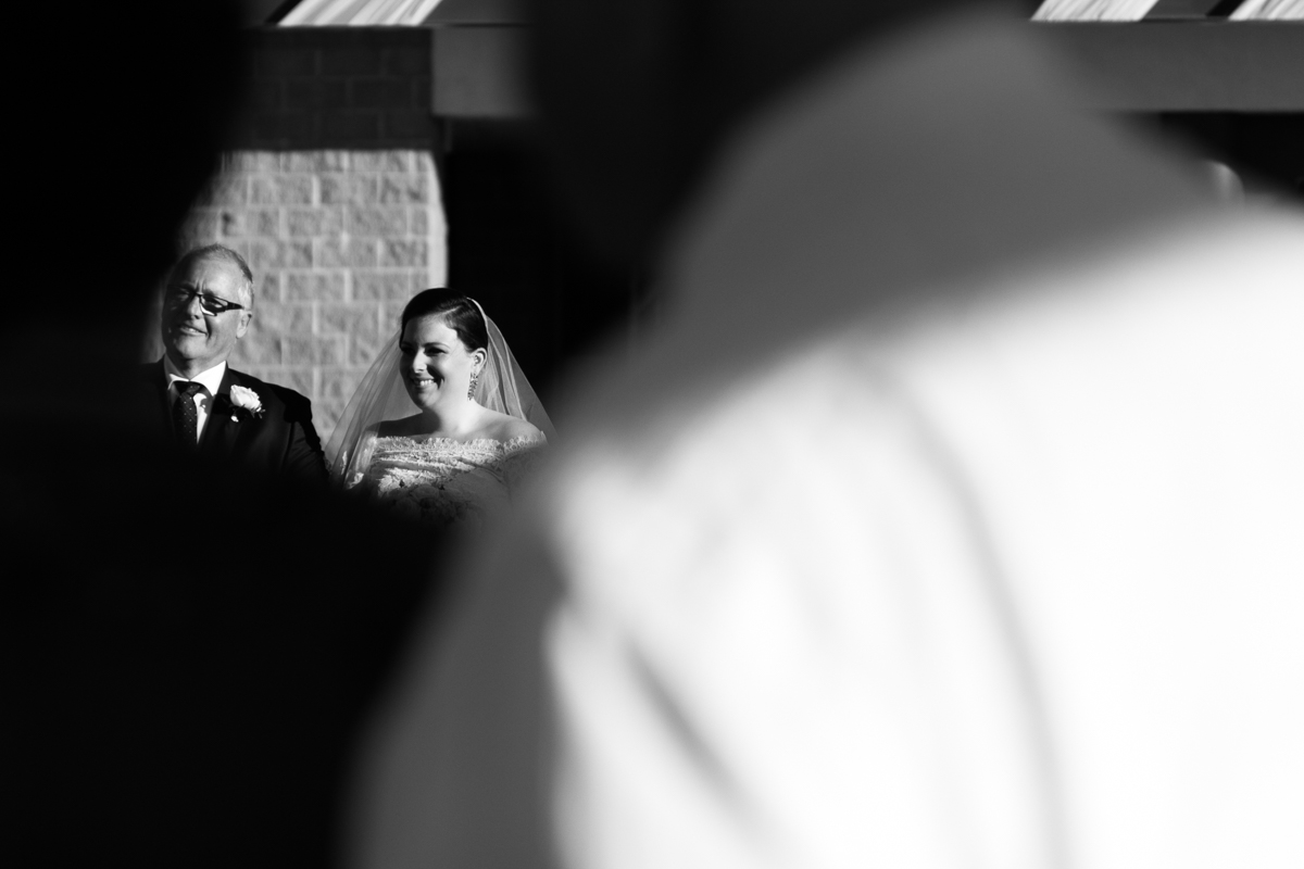 18_Father walks bride down aisle at crowne plaza hunter valley