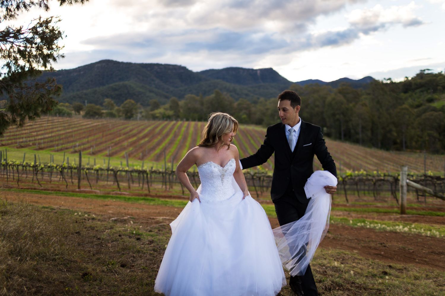17_candid-wedding-photography-at-lindemans-hunter-valley